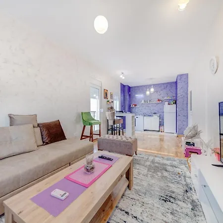 Plum Apartment