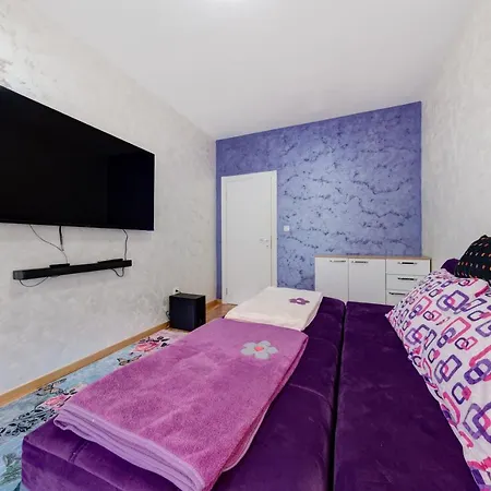 Plum Apartmán
